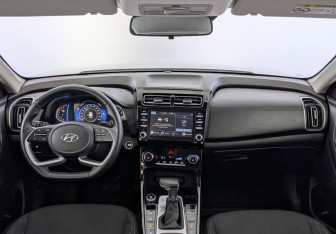 Подержанный автомобиль Hyundai Creta 2021 года (14 фото)