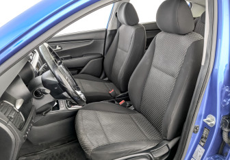 Подержанный автомобиль Kia Rio Hatchback 2019 года (19 фото)