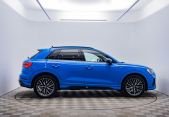 Подержанный автомобиль Audi Q3 2019 года (4 фото)
