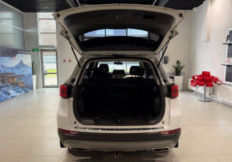 Подержанный автомобиль Changan CS75 2020 года (9 фото)