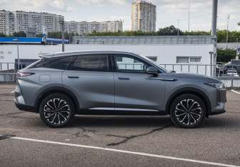 Подержанный автомобиль Exeed RX 2023 года (4 фото)