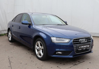 Подержанный автомобиль Audi A4 Sedan 2015 года (3 фото)