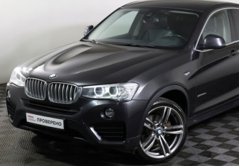 Подержанный автомобиль BMW X4 2015 года (23 фото)