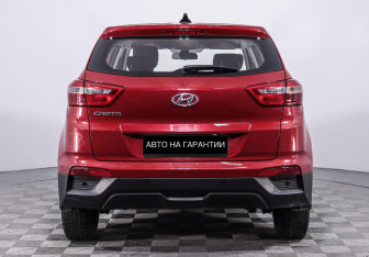 Подержанный автомобиль Hyundai Creta 2019 года (4 фото)