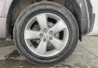 Подержанный автомобиль Suzuki Grand Vitara 2008 года (16 фото)