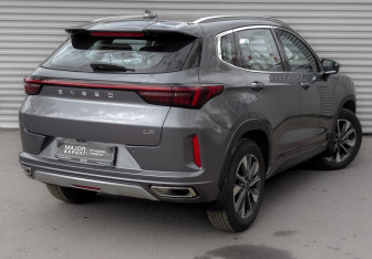 Подержанный автомобиль Exeed LX 2023 года (5 фото)