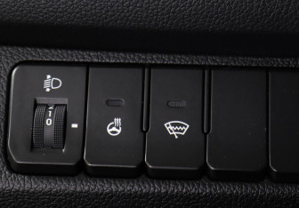 Подержанный автомобиль Kia Rio Sedan 2016 года (10 фото)