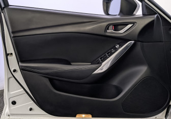 Подержанный автомобиль Mazda 6 Sedan 2018 года (19 фото)