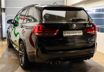 Подержанный автомобиль BMW X5 M 2018 года (6 фото)