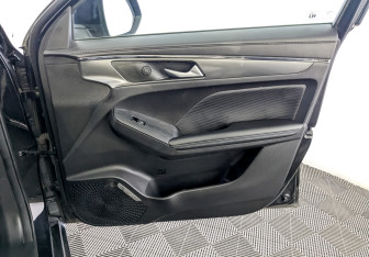 Подержанный автомобиль Haval Jolion 2023 года (24 фото)