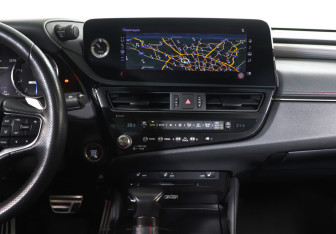 Подержанный автомобиль Lexus ES 2022 года (14 фото)