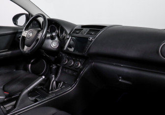 Подержанный автомобиль Mazda 6 Liftback 2008 года (9 фото)