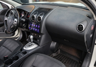 Подержанный автомобиль Nissan Qashqai 2012 года (7 фото)
