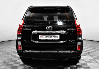 Подержанный автомобиль Lexus GX 2011 года (6 фото)