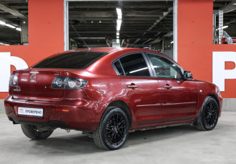 Подержанный автомобиль Mazda 3 Sedan 2008 года (5 фото)