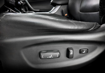 Подержанный автомобиль Kia Sorento 2015 года (21 фото)