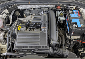 Подержанный автомобиль Skoda Superb Liftback 2017 года (9 фото)