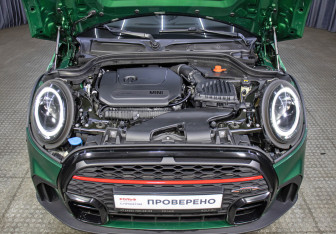 Подержанный автомобиль MINI Hatch 2021 года (9 фото)