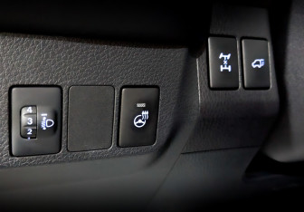 Подержанный автомобиль Toyota RAV4 2016 года (27 фото)