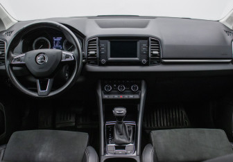 Подержанный автомобиль Skoda Karoq 2020 года (12 фото)