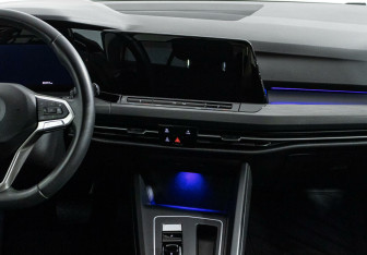 Подержанный автомобиль Volkswagen Golf Hatchback 2021 года (9 фото)
