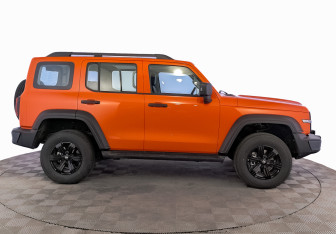 Новый Tank 300 2025 (4 фото)