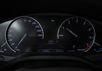 Подержанный автомобиль BMW X3 2018 года (11 фото)