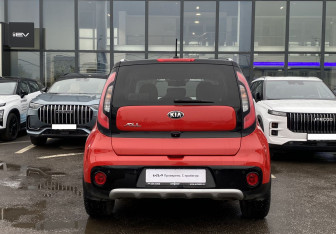 Подержанный автомобиль Kia Soul 2018 года (7 фото)