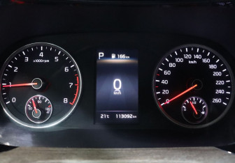 Подержанный автомобиль Kia K5 2021 года (18 фото)