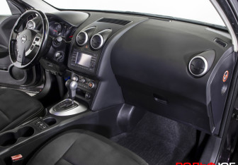 Подержанный автомобиль Nissan Qashqai 2010 года (9 фото)