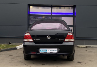 Подержанный автомобиль Nissan Almera Classic 2006 года (6 фото)