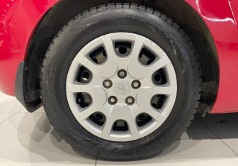 Подержанный автомобиль Hyundai i30 Hatchback 2013 года (18 фото)