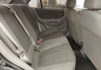 Подержанный автомобиль Hyundai Accent Sedan 2009 года (11 фото)