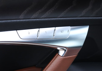 Подержанный автомобиль Audi A6 Sedan 2020 года (15 фото)