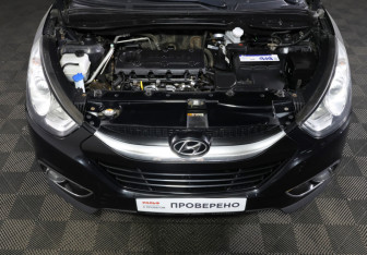 Подержанный автомобиль Hyundai ix35 2013 года (9 фото)
