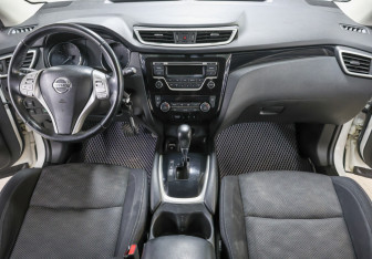 Подержанный автомобиль Nissan Qashqai 2016 года (14 фото)