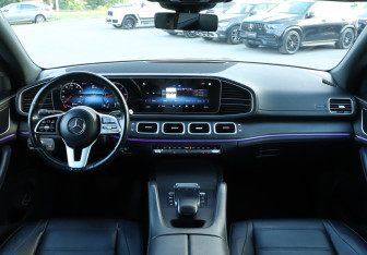 Подержанный автомобиль Mercedes-Benz GLE 2021 года (12 фото)