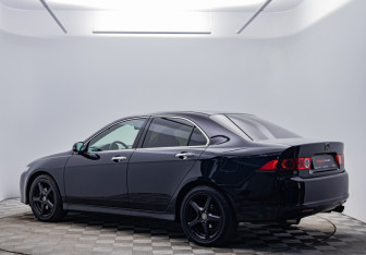 Подержанный автомобиль Honda Accord Sedan 2007 года (3 фото)