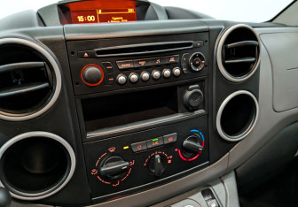 Подержанный автомобиль Opel Combo 2021 года (26 фото)