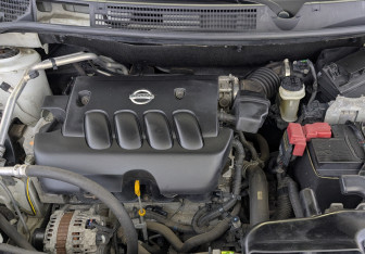 Подержанный автомобиль Nissan Qashqai 2013 года (9 фото)