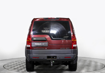 Подержанный автомобиль Land Rover Discovery 2005 года (6 фото)
