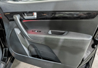 Подержанный автомобиль Kia Sorento 2020 года (23 фото)