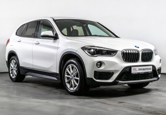 Подержанный автомобиль BMW X1 2019 года (3 фото)