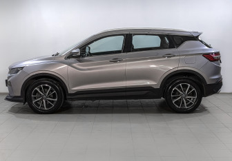 Подержанный автомобиль Geely Coolray 2022 года (8 фото)