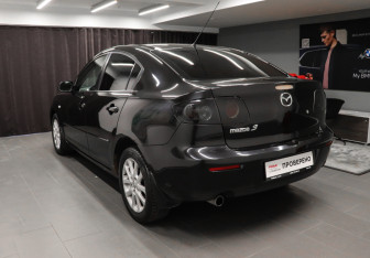 Подержанный автомобиль Mazda 3 Sedan 2008 года (6 фото)