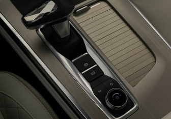 Подержанный автомобиль Exeed VX 2022 года (19 фото)