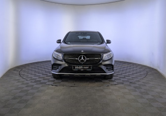 Подержанный автомобиль Mercedes-Benz GLC AMG 2017 года (2 фото)