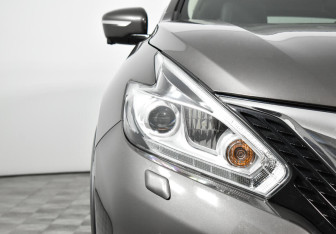 Подержанный автомобиль Nissan Murano Suv 2019 года (7 фото)
