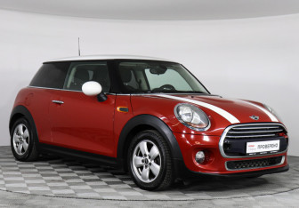 Подержанный автомобиль MINI Hatch 2014 года (2 фото)