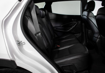 Подержанный автомобиль Hyundai Santa Fe 2015 года (10 фото)